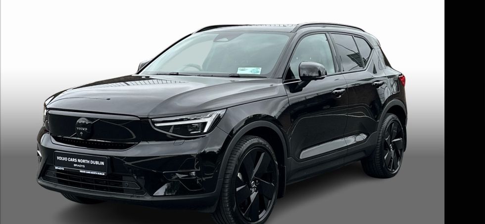 Volvo EX40 2025