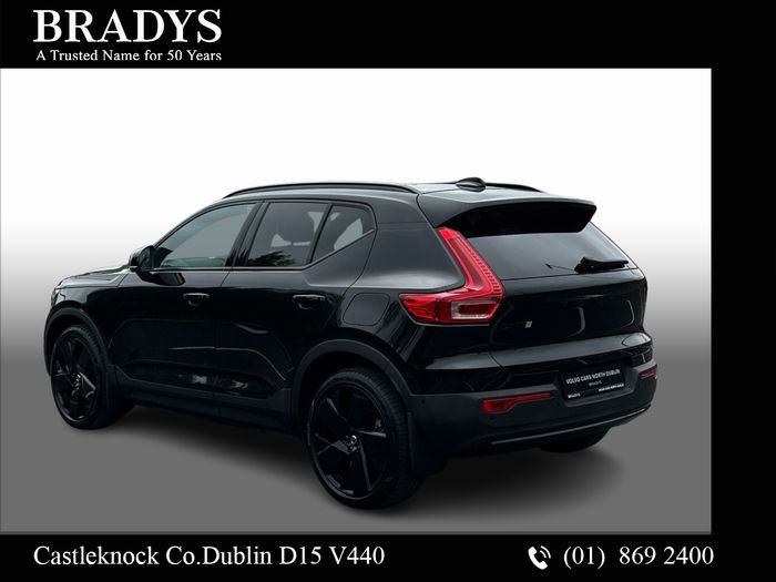 Volvo EX40 2025