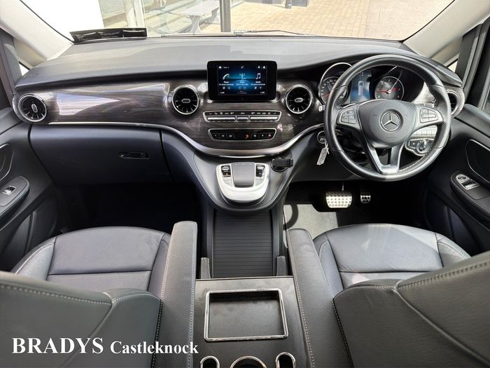 Mercedes-Benz V-Class 2023