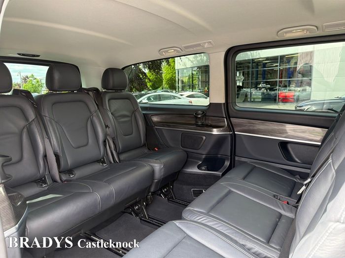 Mercedes-Benz V-Class 2023