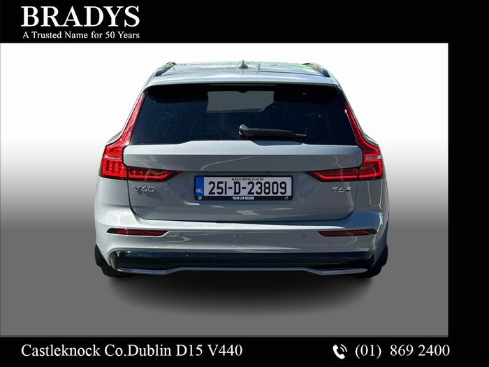 Volvo V60 2025