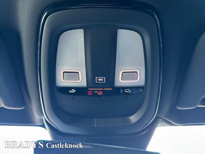 Volvo V60 2025