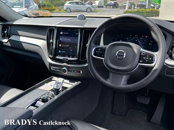 Volvo XC60 2025