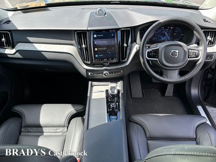 Volvo XC60 2025