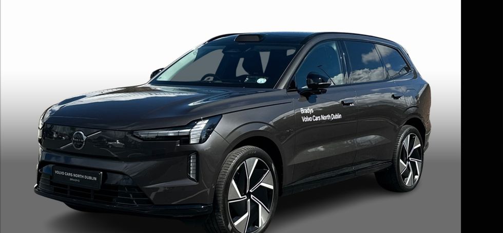 Volvo EX90 2024