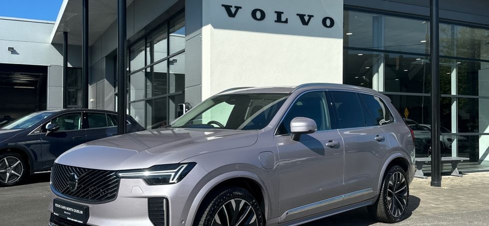 Volvo XC90 2025