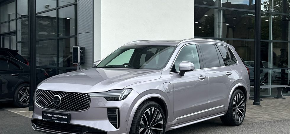 Volvo XC90 2025