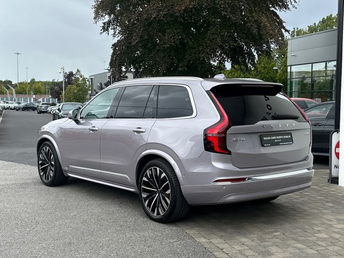 Volvo XC90 2025