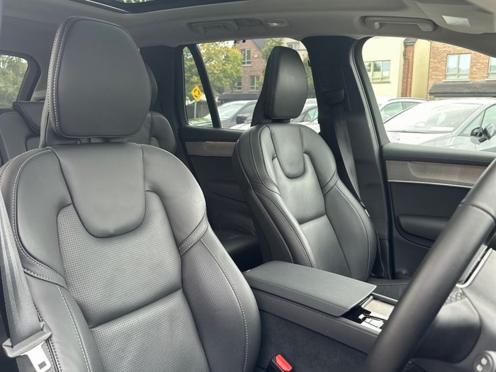Volvo XC90 2025