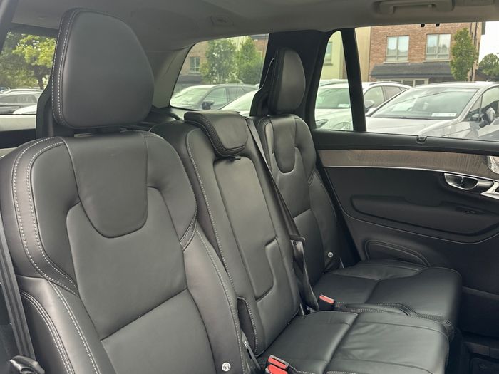 Volvo XC90 2025