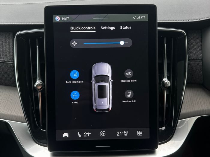 Volvo XC90 2025