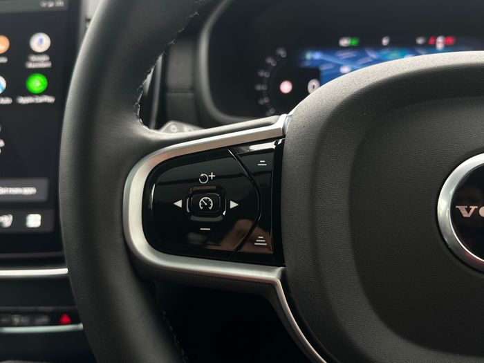 Volvo XC90 2025