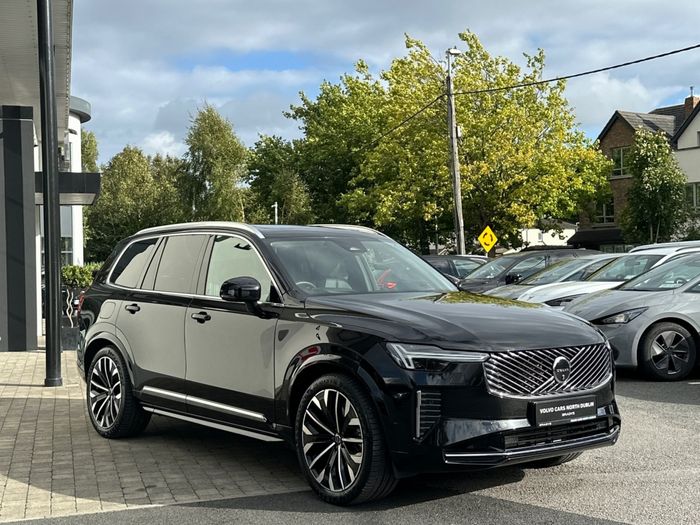 Volvo XC90 2025