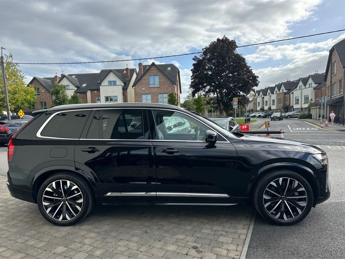 Volvo XC90 2025