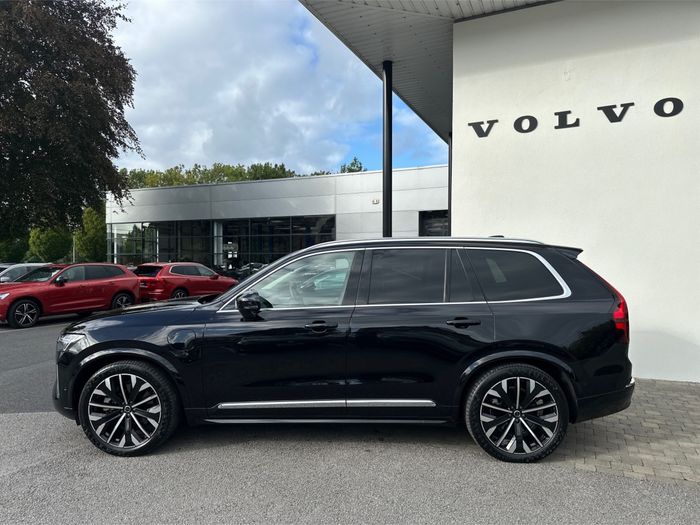 Volvo XC90 2025