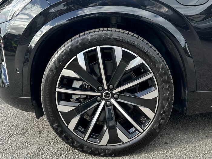 Volvo XC90 2025