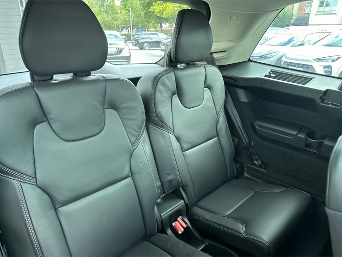 Volvo XC90 2025