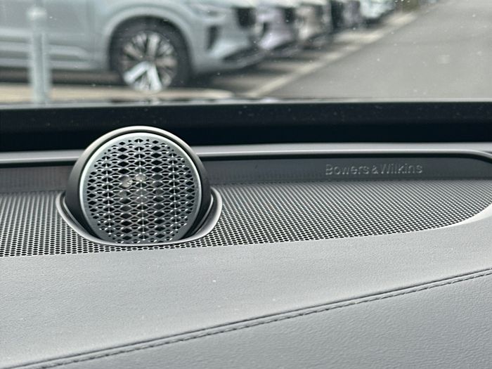 Volvo XC90 2025
