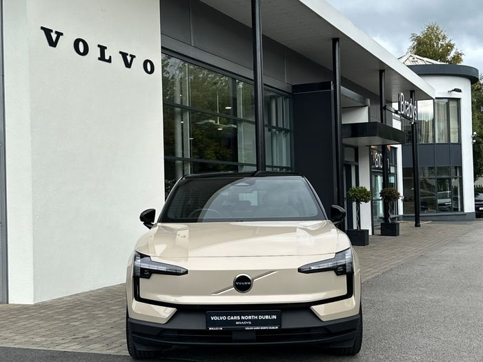 Volvo EX30 2026