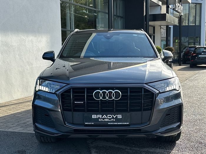 Audi Q7 2023