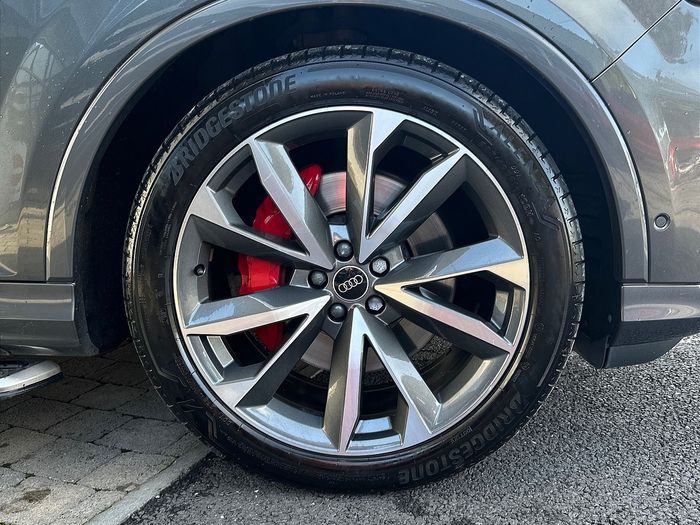 Audi Q7 2023