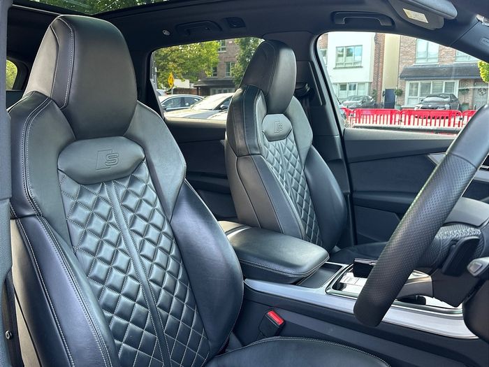 Audi Q7 2023