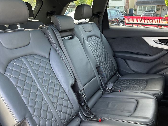 Audi Q7 2023