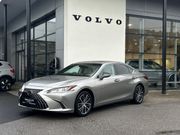 Lexus ES 2023