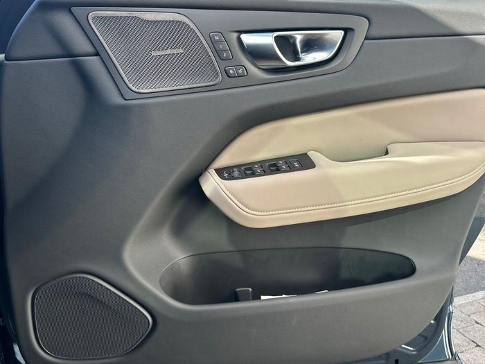 Volvo XC60 2026