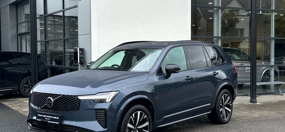 Volvo XC90 2025