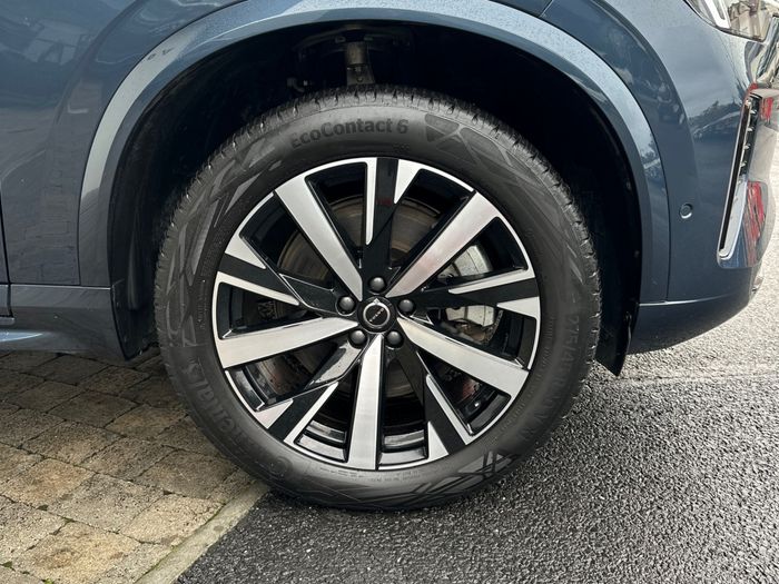 Volvo XC90 2025