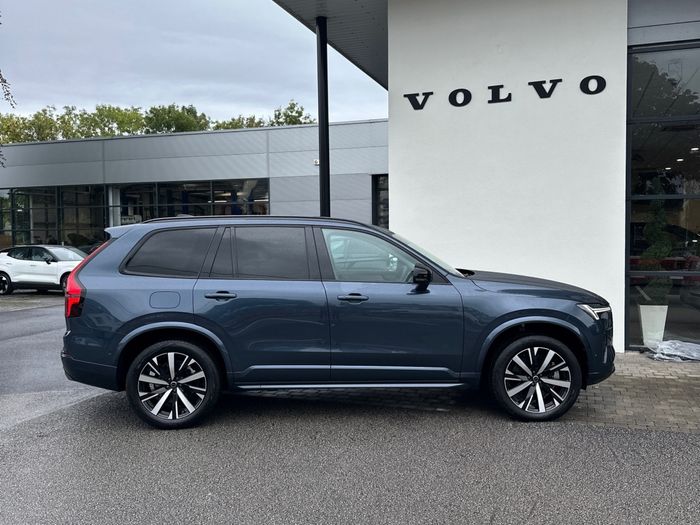 Volvo XC90 2025