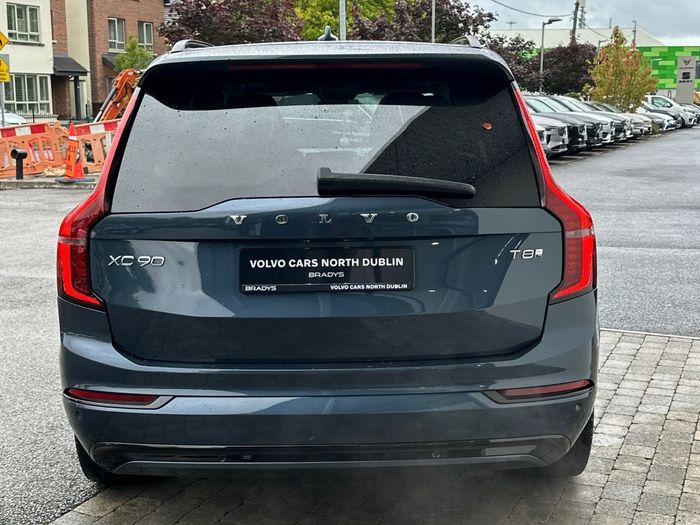 Volvo XC90 2025