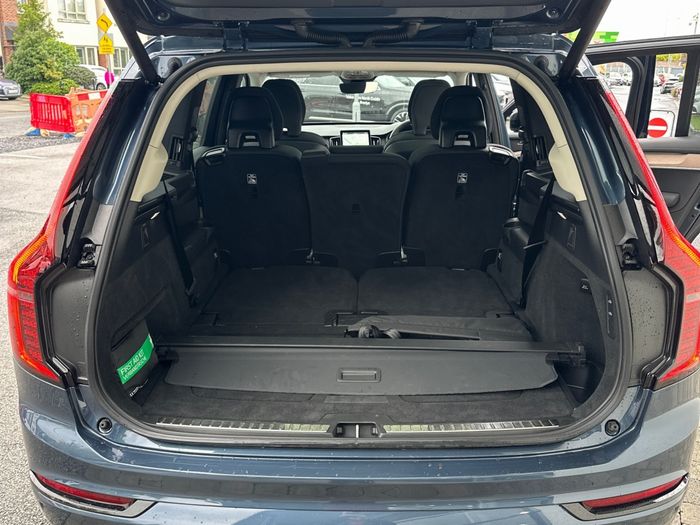 Volvo XC90 2025
