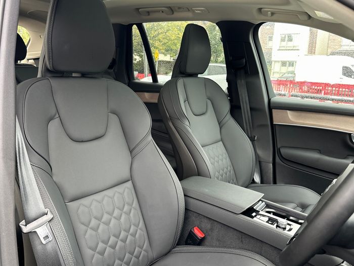Volvo XC90 2025