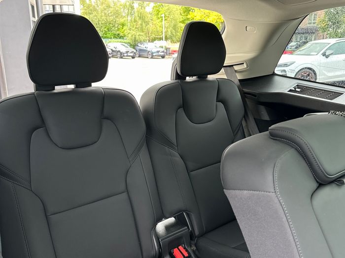 Volvo XC90 2025