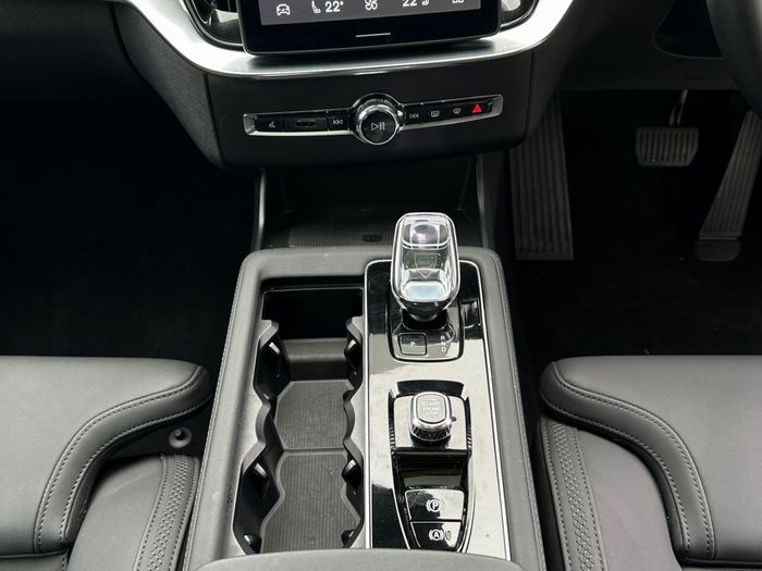 Volvo XC90 2025