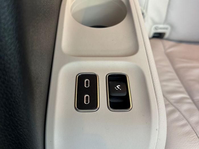 Mercedes-Benz GLS-Class 2025