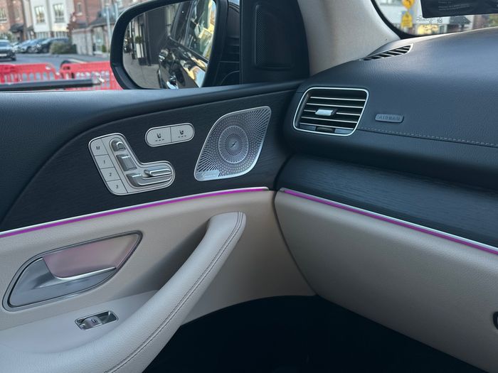 Mercedes-Benz GLS-Class 2025