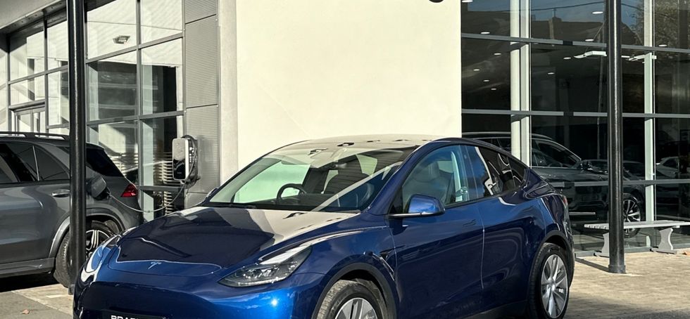 Tesla Model Y 2023