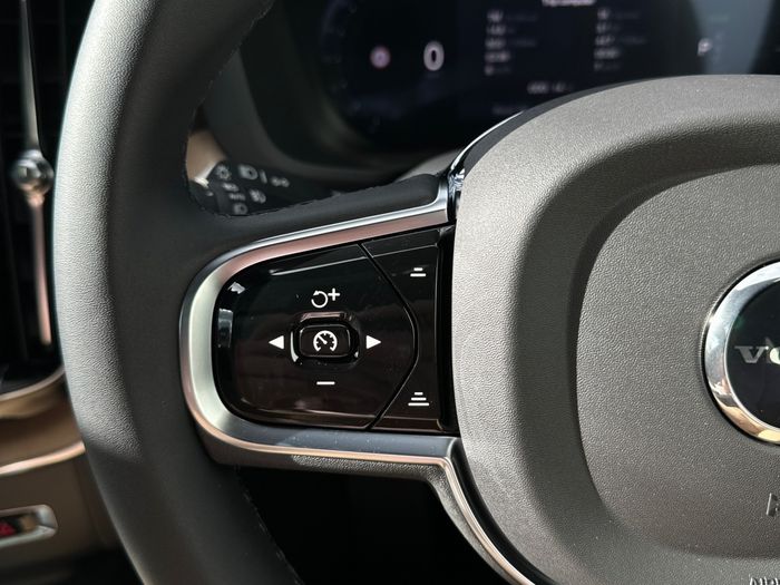 Volvo XC60 2026