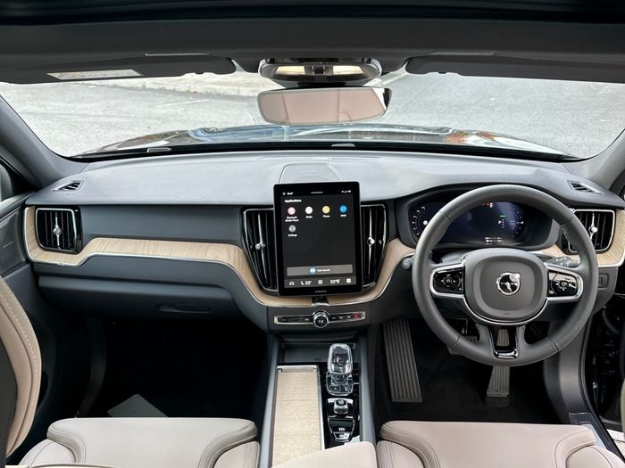 Volvo XC60 2026