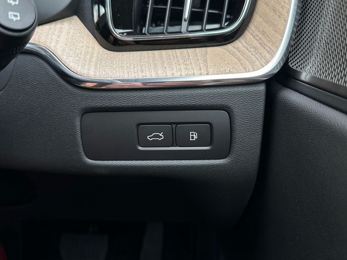 Volvo XC60 2026