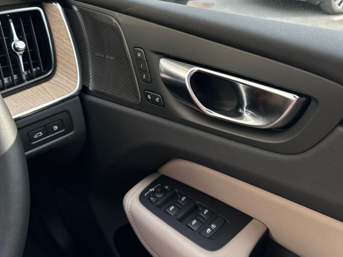 Volvo XC60 2026
