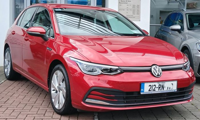 Volkswagen Golf 2021