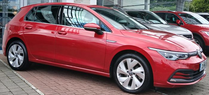Volkswagen Golf 2021