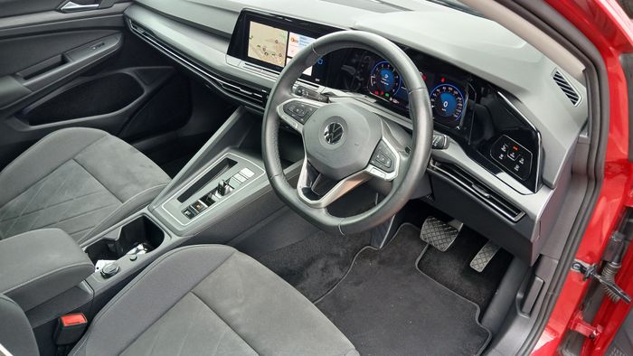 Volkswagen Golf 2021