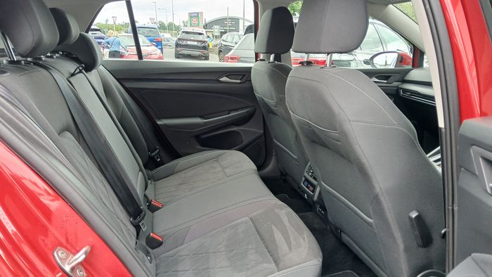 Volkswagen Golf 2021