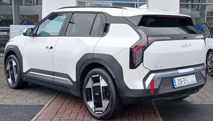 Kia EV3 2025