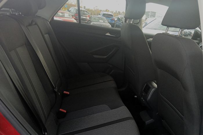 Volkswagen T-Roc 2023